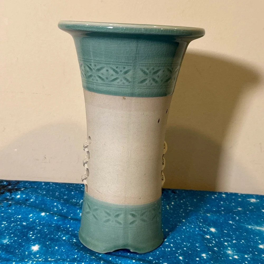 Vintage Korean Celadon Orchid Pot Crackle Glaze Hand Painted Ceramic Vase 10in